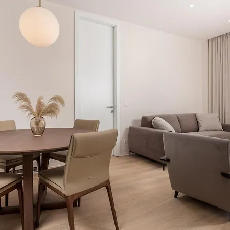 Plaza Apartment